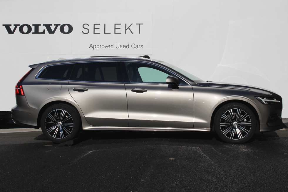 ボルボ認定中古車 V60 T5 Inscription ペブルグレーm 1 11ご成約 ディーラー最新情報 ボルボ カー 市川