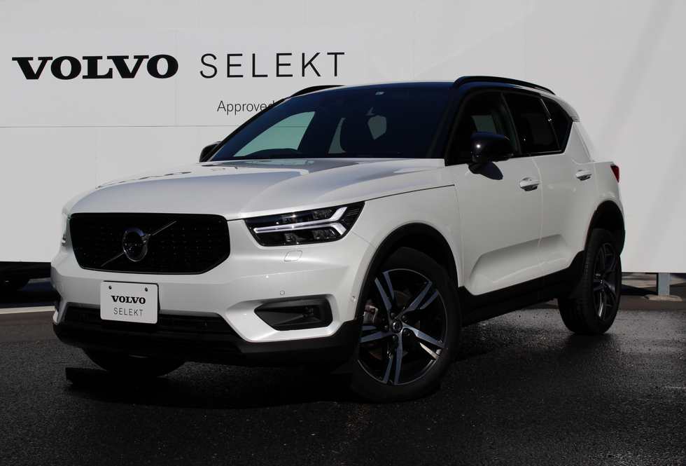 ボルボ認定中古車 Xc40 T4 Awd R Design クリスタルホワイトパール 価格改定 ディーラー最新情報 ボルボ カー 市川